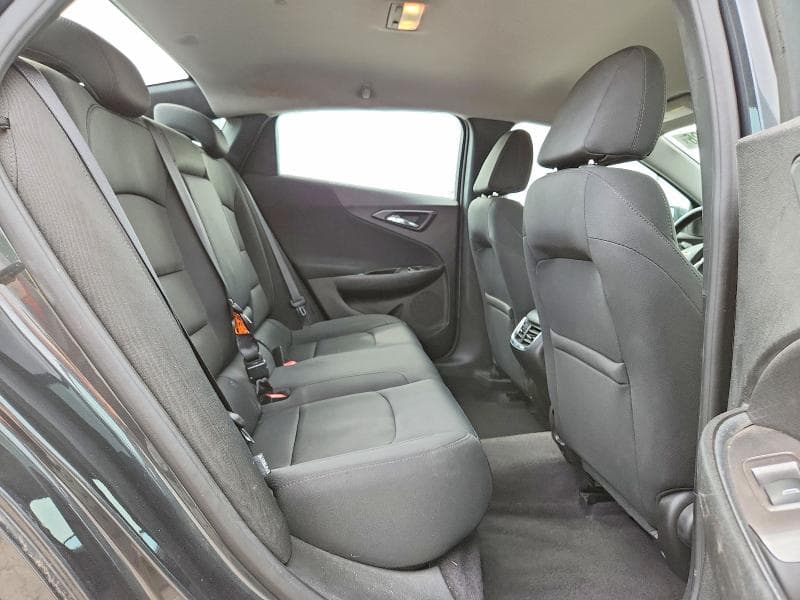 2017 CHEVROLET MALIBU LT 10