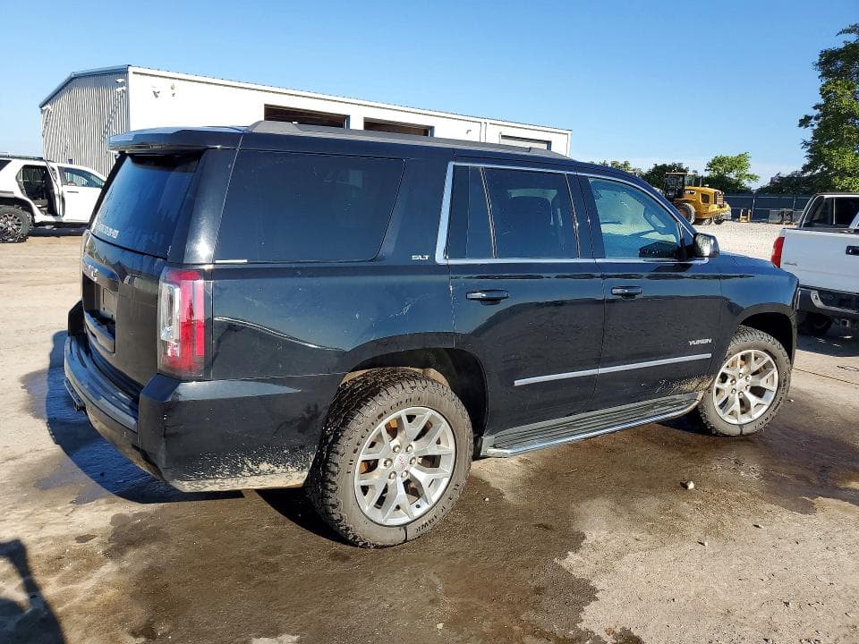 2017 GMC YUKON SLT 3