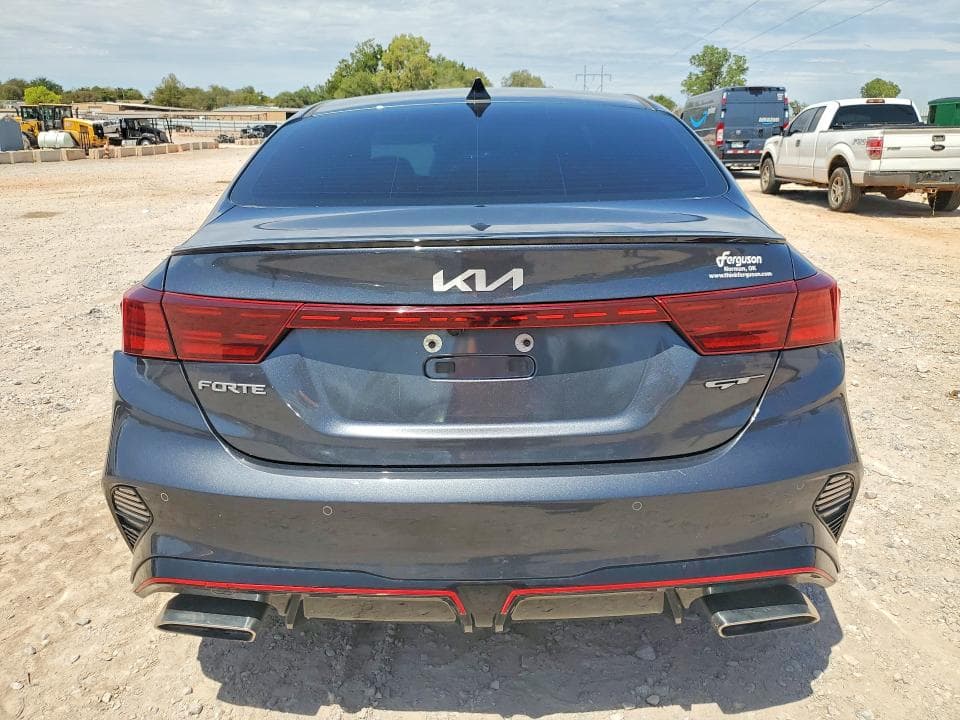 2023 KIA FORTE GT 6