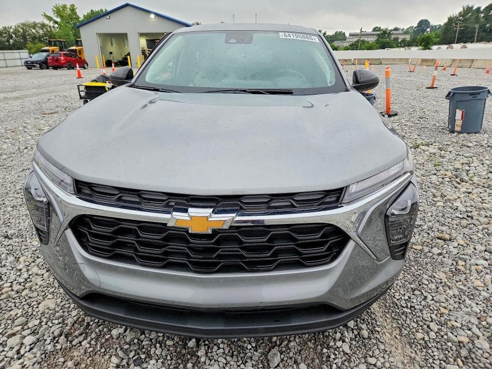 2024 CHEVROLET TRAX LS 5