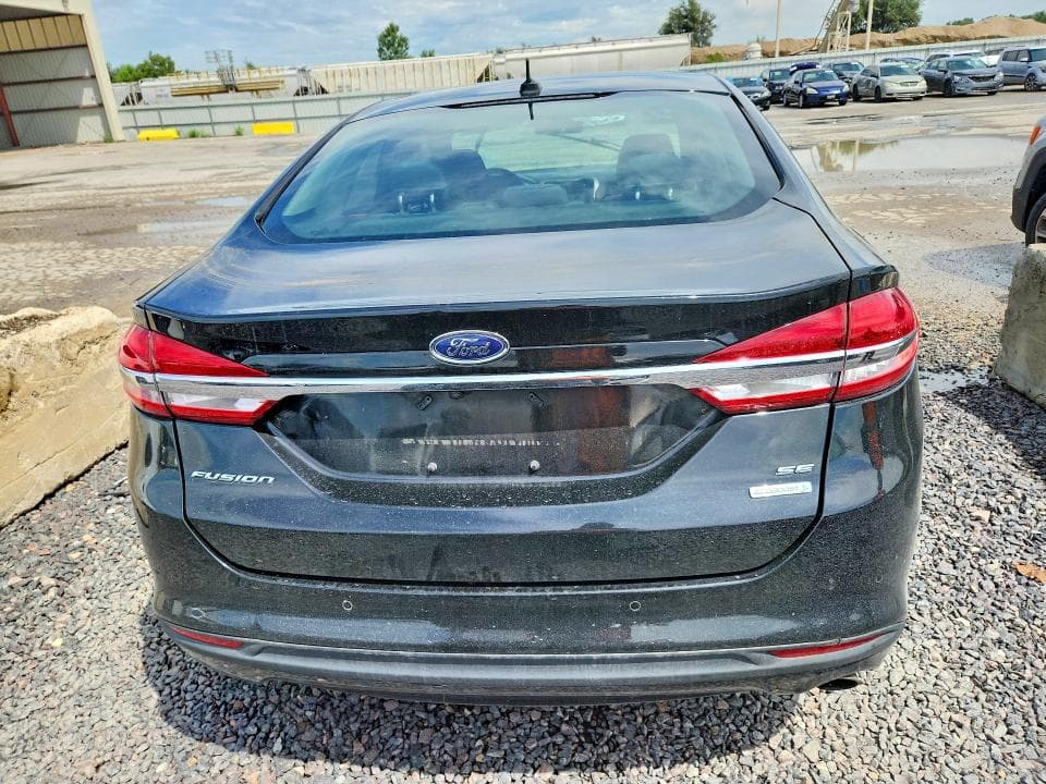 2017 FORD FUSION SE 6
