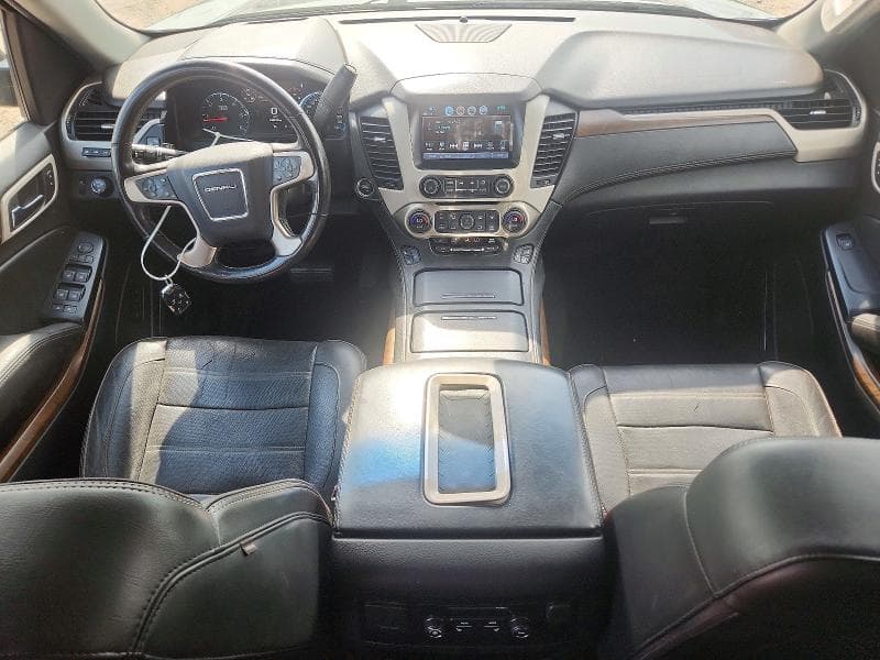 2018 GMC YUKON XL DENALI 8