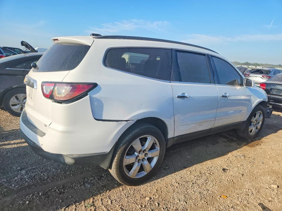 2017 CHEVROLET TRAVERSE LT 3