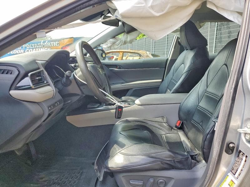 2020 TOYOTA CAMRY LE 7