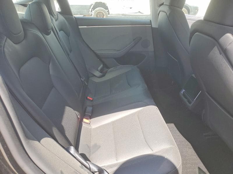 2025 TESLA MODEL 3 10