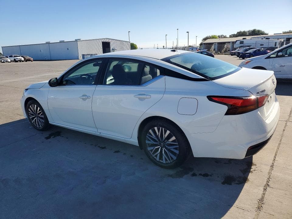 2026 NISSAN ALTIMA SV 2