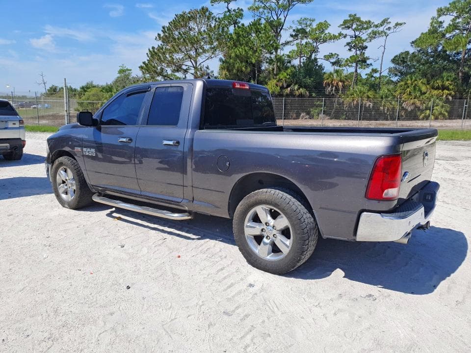 2017 RAM 1500 SLT 2
