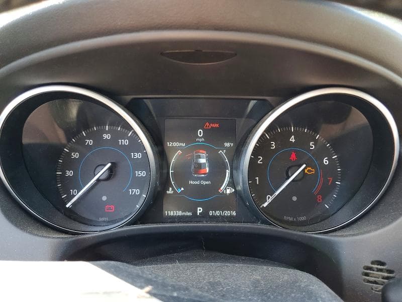2018 JAGUAR XE 9