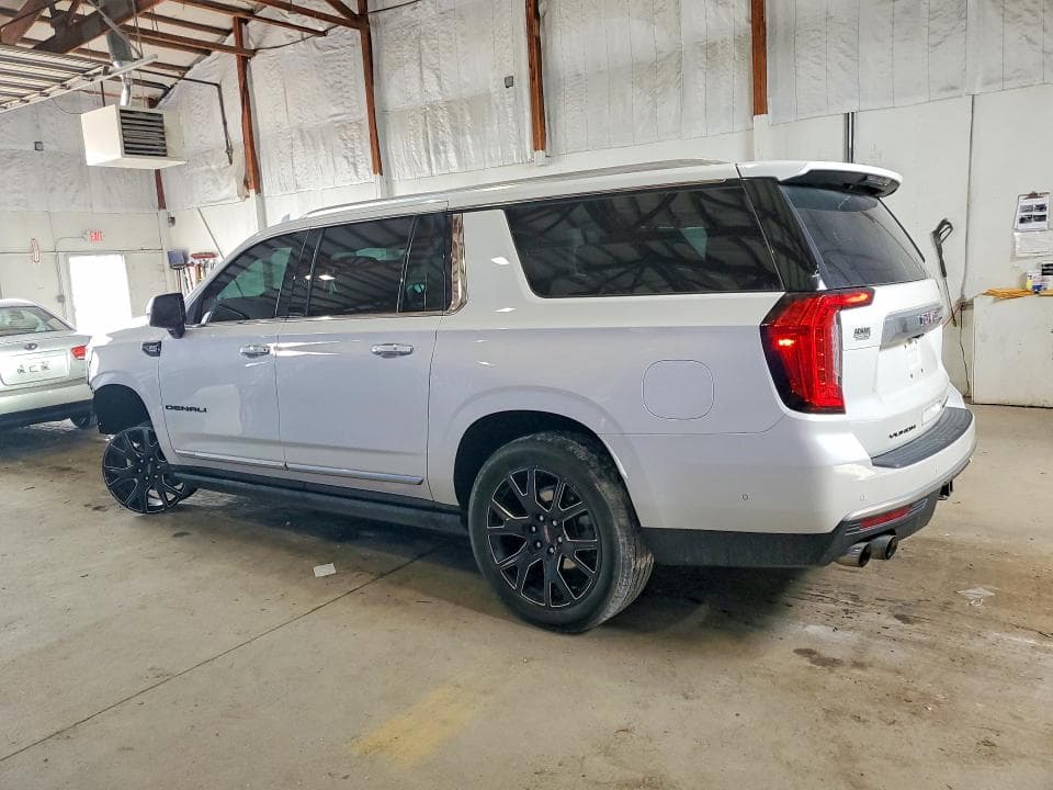 2023 GMC YUKON XL DENALI 2