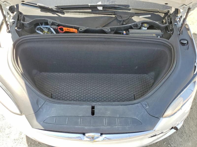 2020 TESLA MODEL X 12