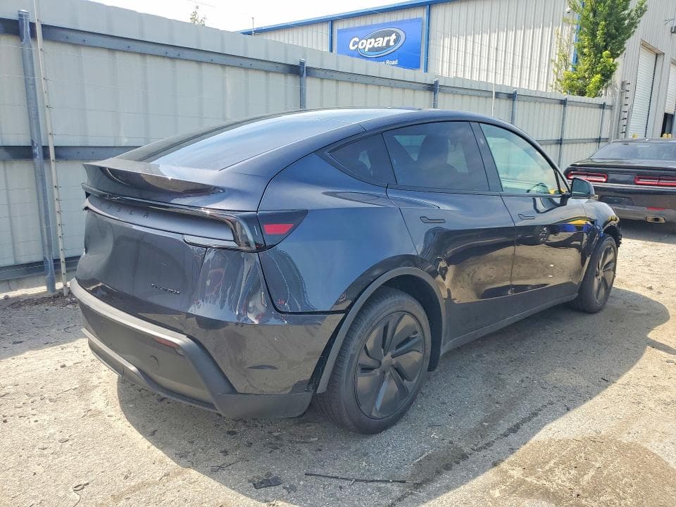 2026 TESLA MODEL Y 3
