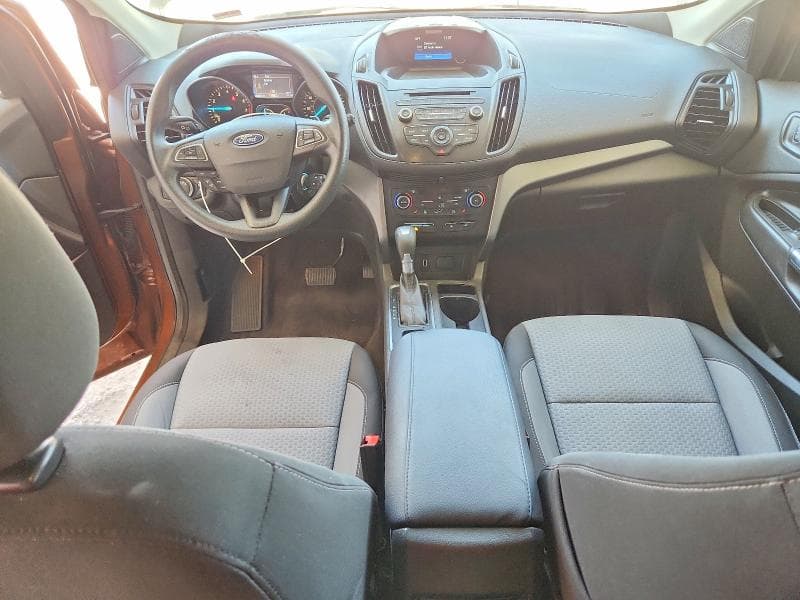 2017 FORD ESCAPE SE 8
