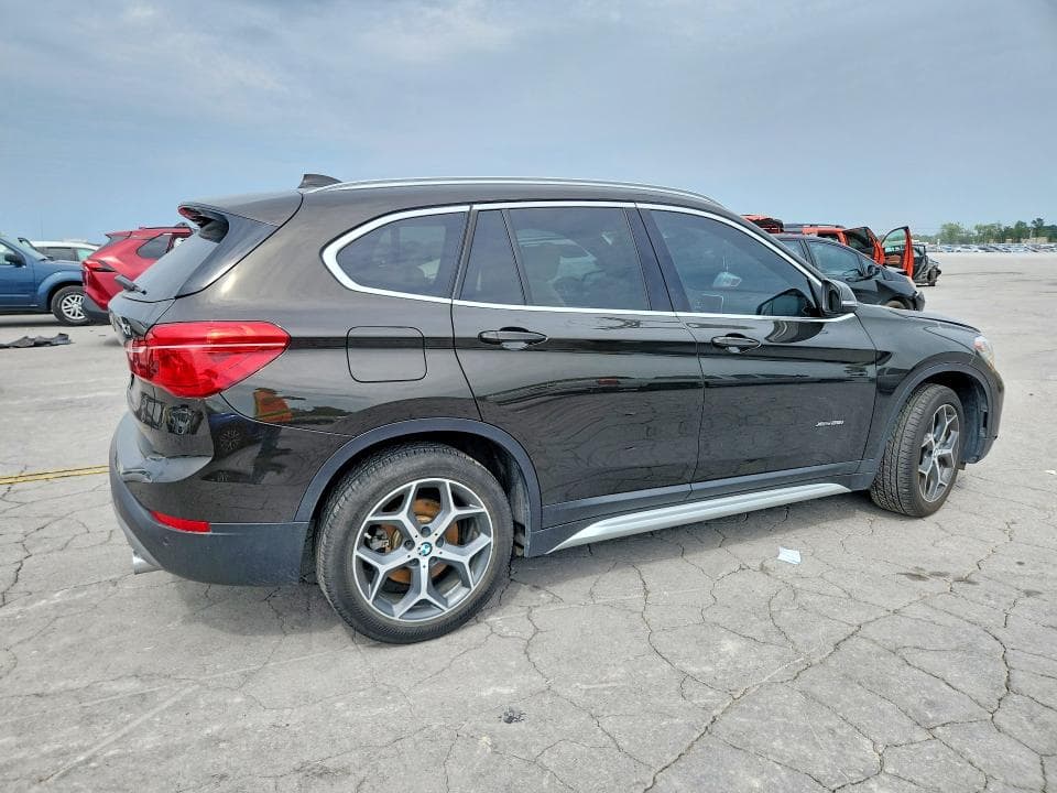 2018 BMW X1 XDRIVE28I 3