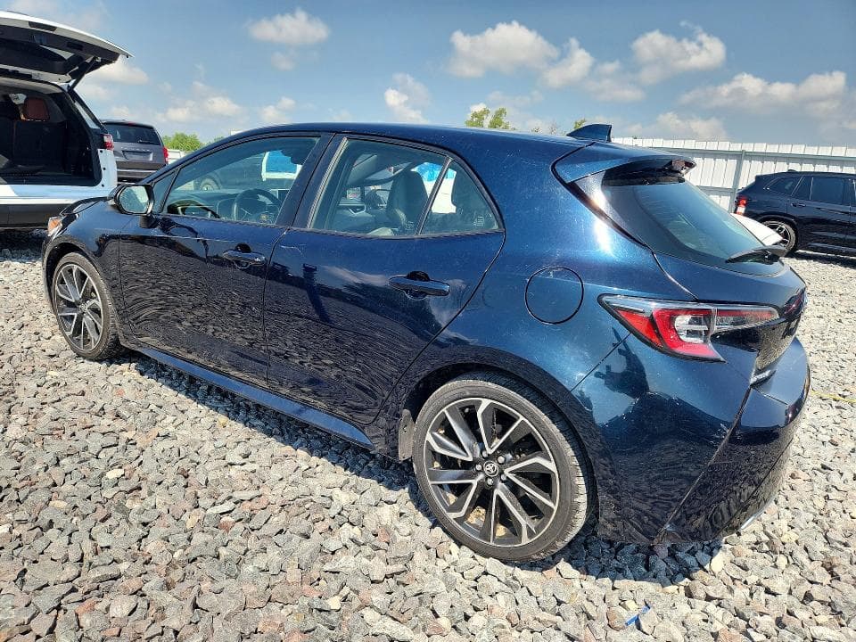 2019 TOYOTA COROLLA HATCHBACK XSE 2