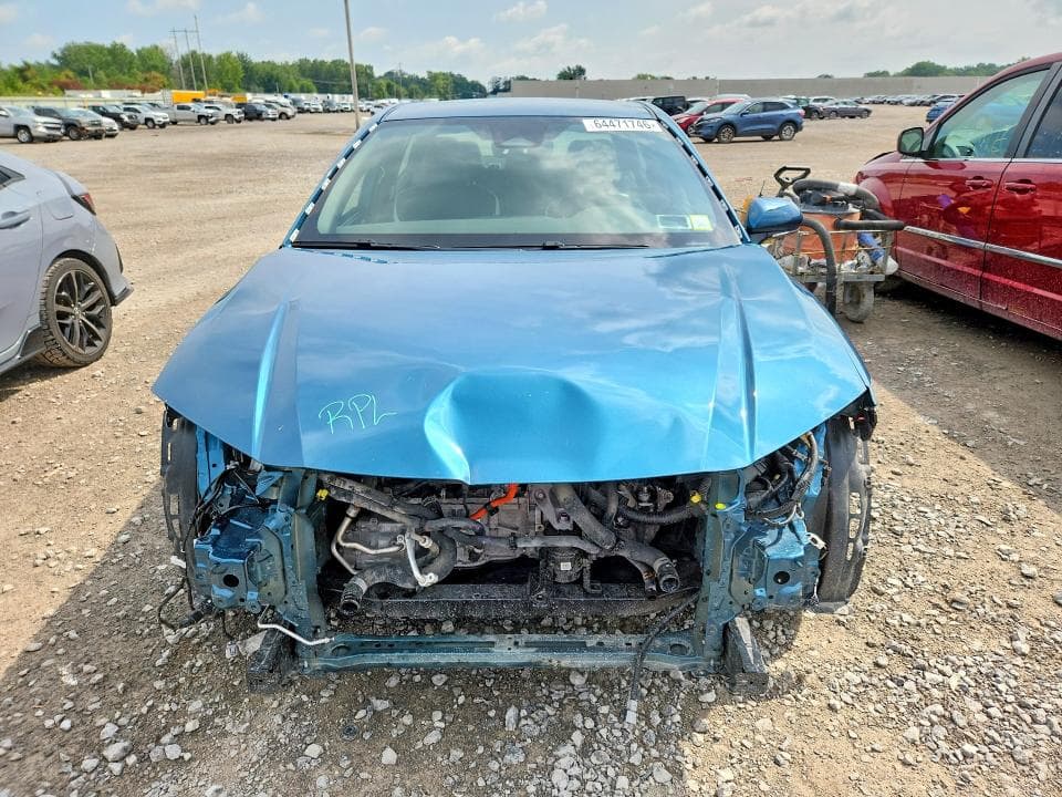 2025 TOYOTA CAMRY SE 5