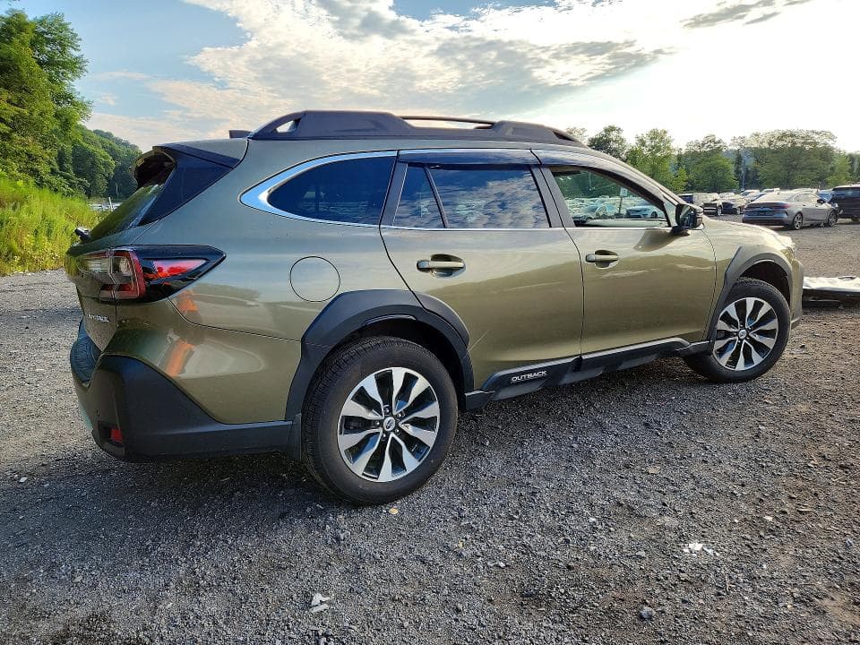 2023 SUBARU OUTBACK LIMITED 3