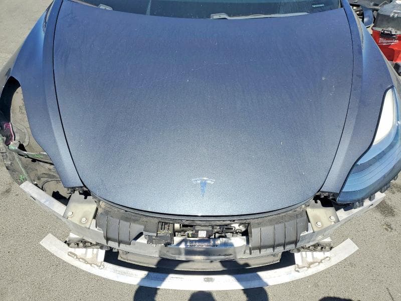 2018 TESLA MODEL 3 11