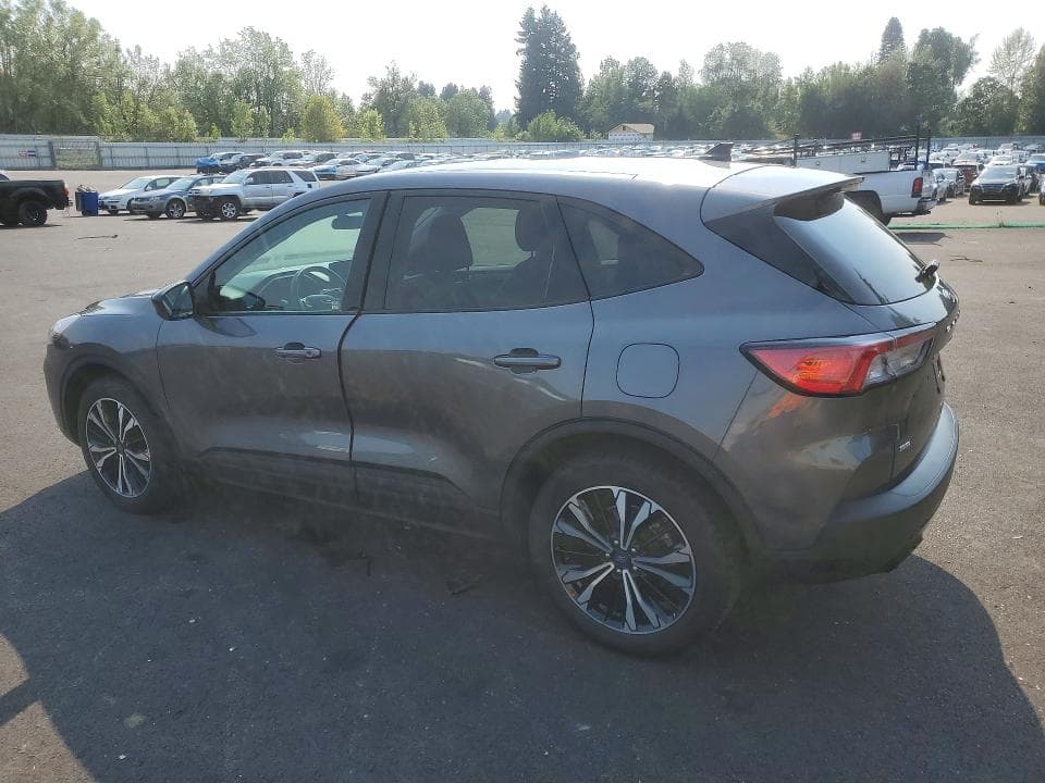 2021 FORD ESCAPE SE 2