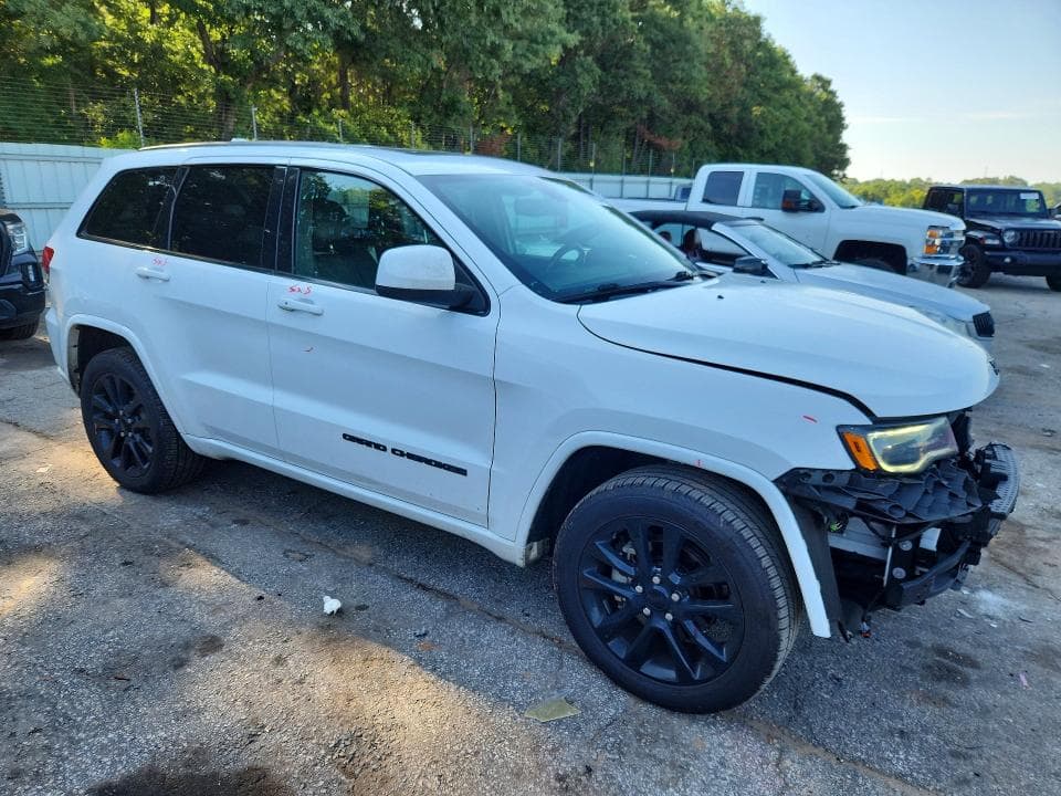 2020 JEEP GRAND CHEROKEE LAREDO 4