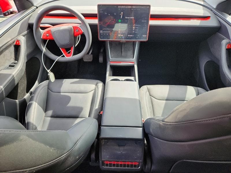 2026 TESLA MODEL Y 8
