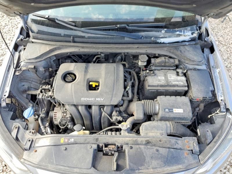 2017 HYUNDAI ELANTRA SE 11
