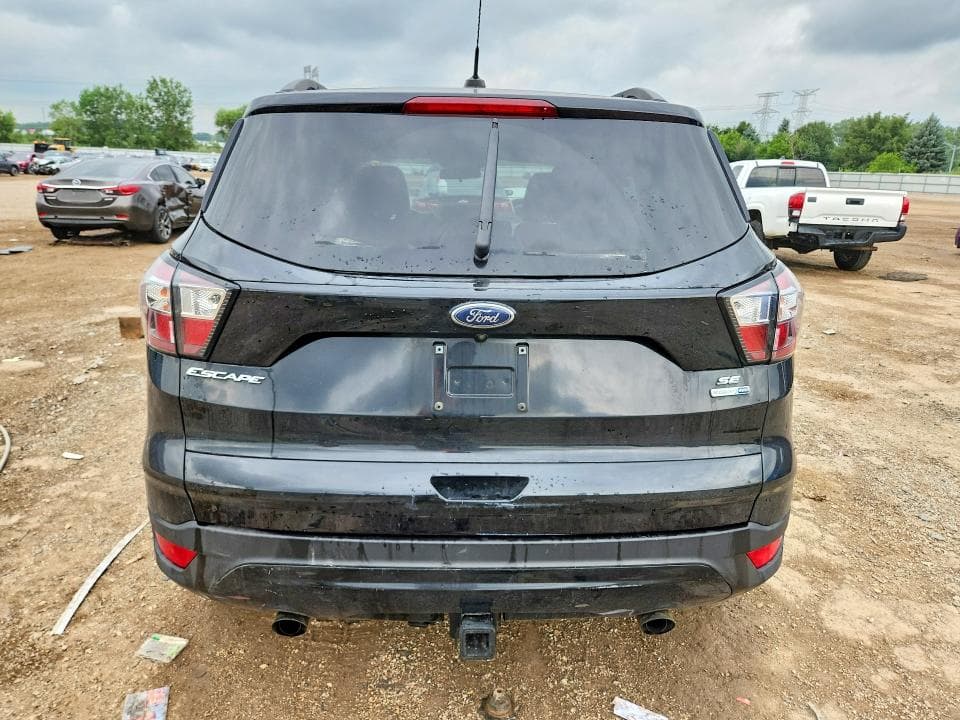 2017 FORD ESCAPE SE 6