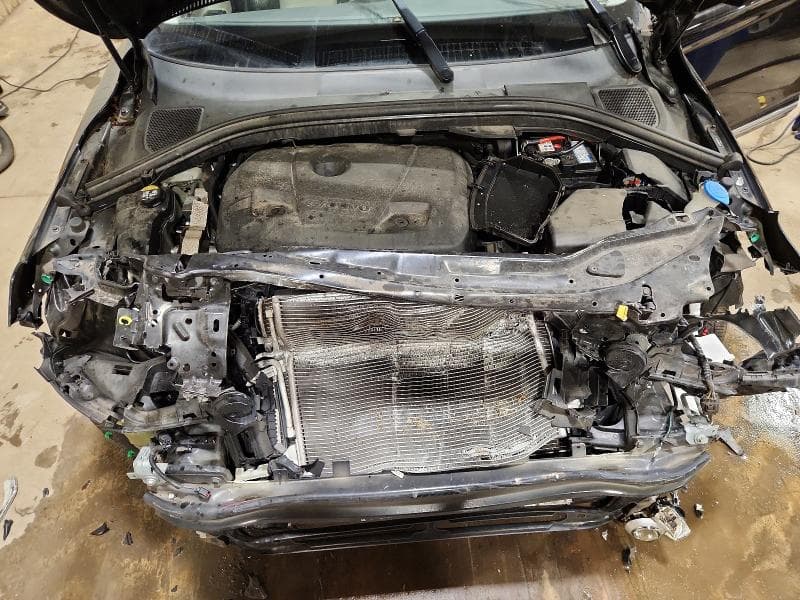 2017 VOLVO XC60 T6 DYNAMIC 12