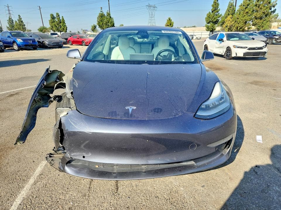 2018 TESLA MODEL 3 5