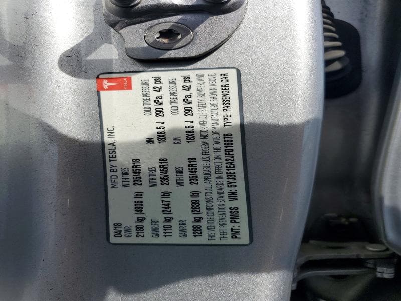 2018 TESLA MODEL 3 12