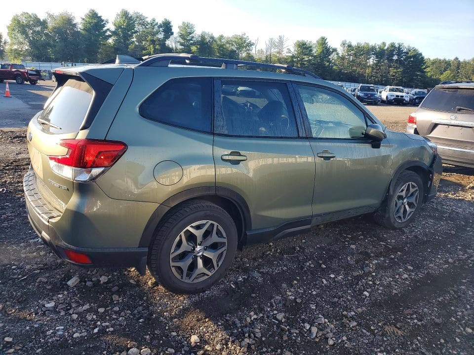 2019 SUBARU FORESTER PREMIUM 3