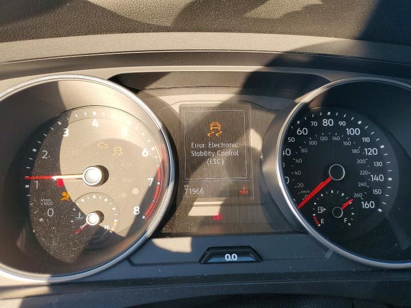 2021 VOLKSWAGEN TIGUAN SE 9