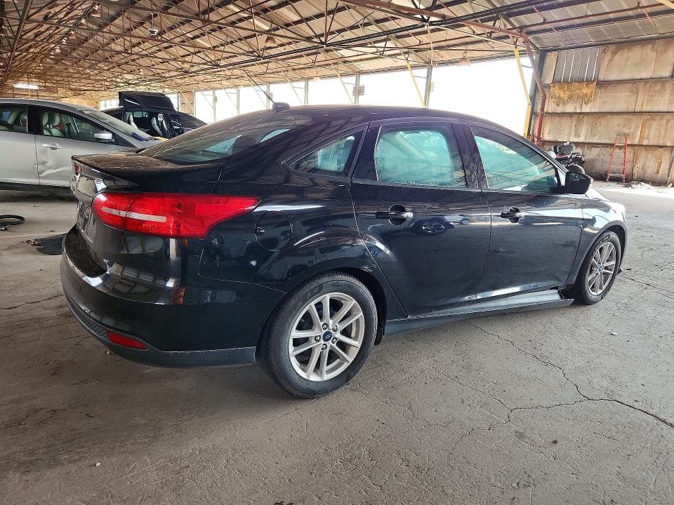 2017 FORD FOCUS SE 3