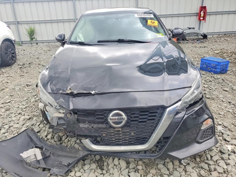 2019 NISSAN ALTIMA SR 5