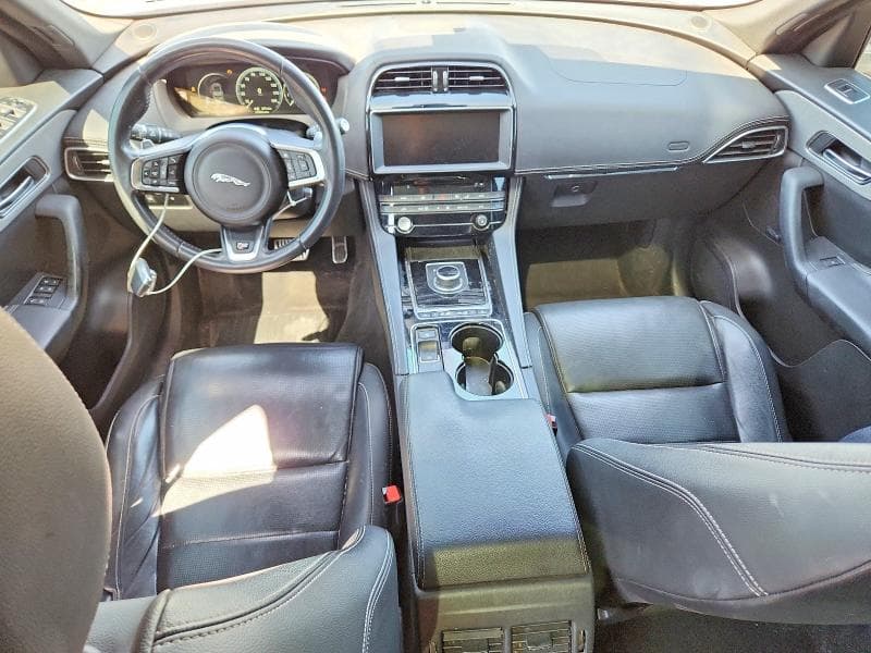 2017 JAGUAR F-PACE S 8