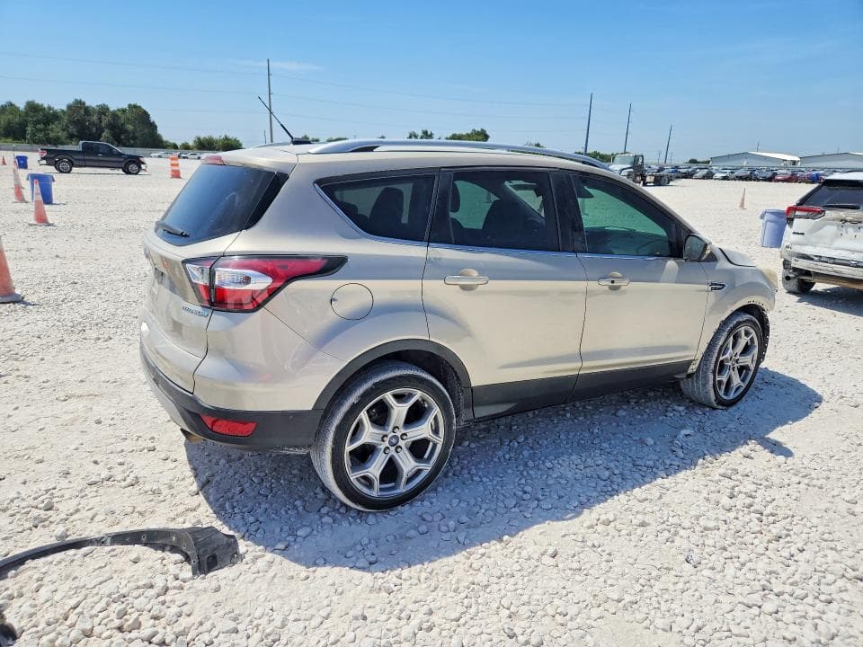 2017 FORD ESCAPE TITANIUM 3