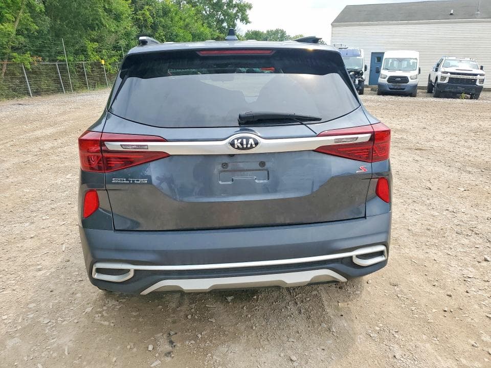 2021 KIA SELTOS S 6