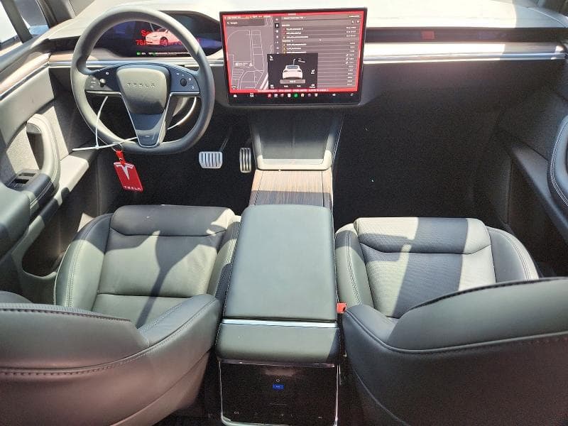 2023 TESLA MODEL X 8