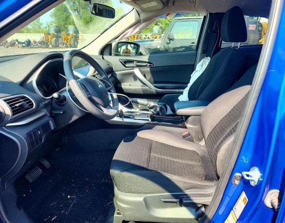 2018 MITSUBISHI ECLIPSE CROSS LE 7