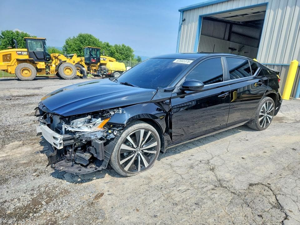 2022 NISSAN ALTIMA SR - 1