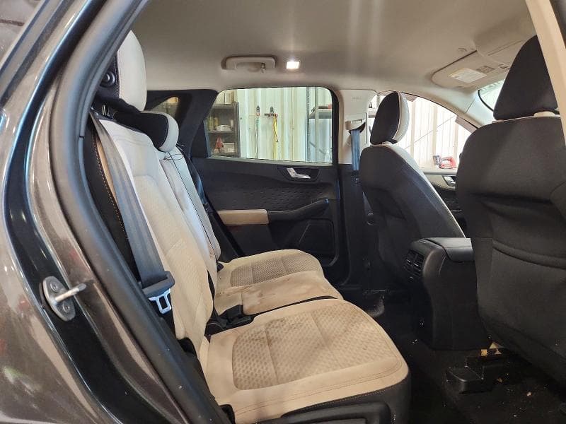 2020 FORD ESCAPE SE 11