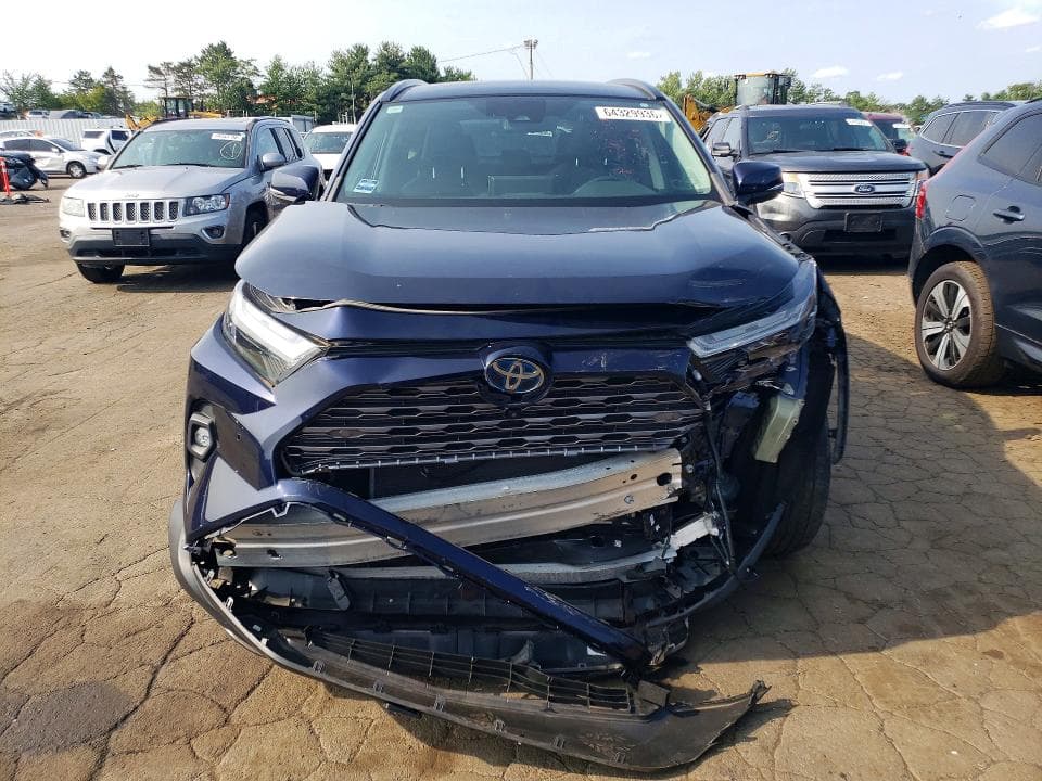 2022 TOYOTA RAV4 LIMITED 5