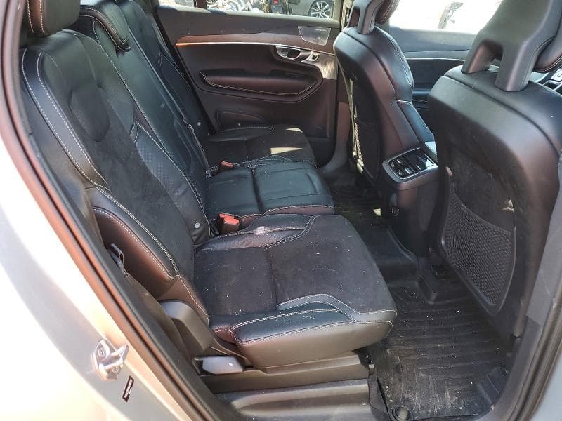 2018 VOLVO XC90 T6 11