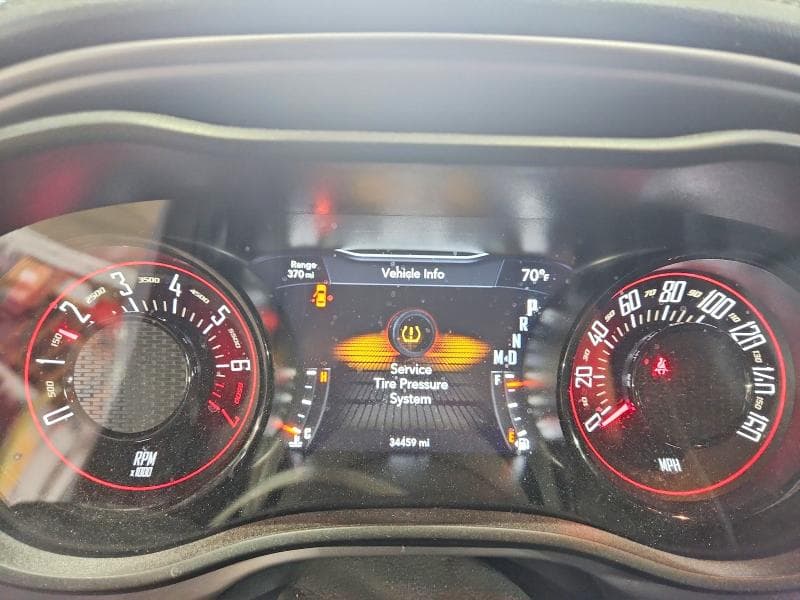 2023 DODGE CHALLENGER SXT 9