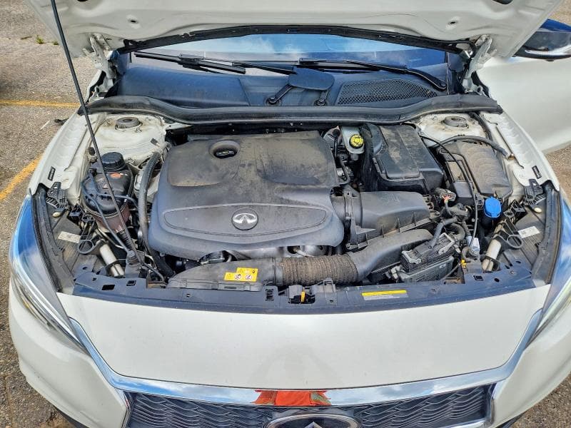 2018 INFINITI QX30 ESSENTIAL 12