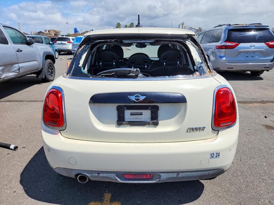 2017 MINI COOPER 6
