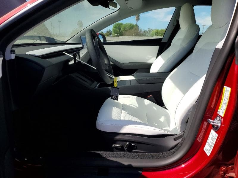 2026 TESLA MODEL 3 7