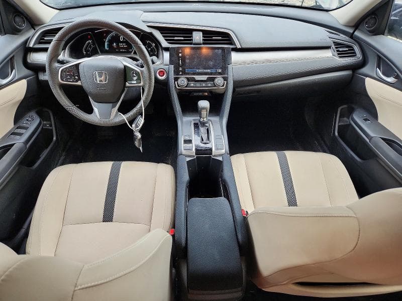 2017 HONDA CIVIC EX 8