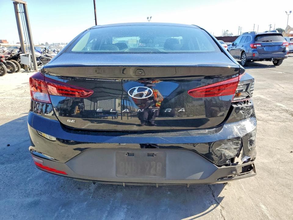 2020 HYUNDAI ELANTRA SE 6