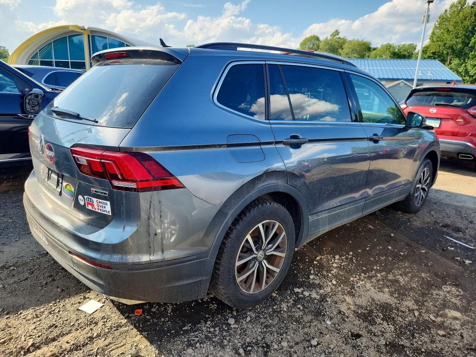 2019 VOLKSWAGEN TIGUAN SE 3
