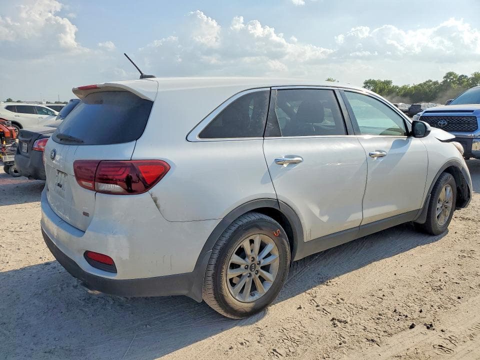 2019 KIA SORENTO L 3